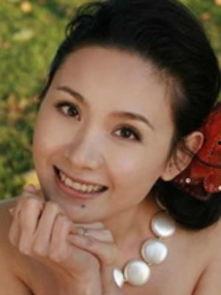 程丽莎个人资料,才华横溢的歌手与多面手艺人